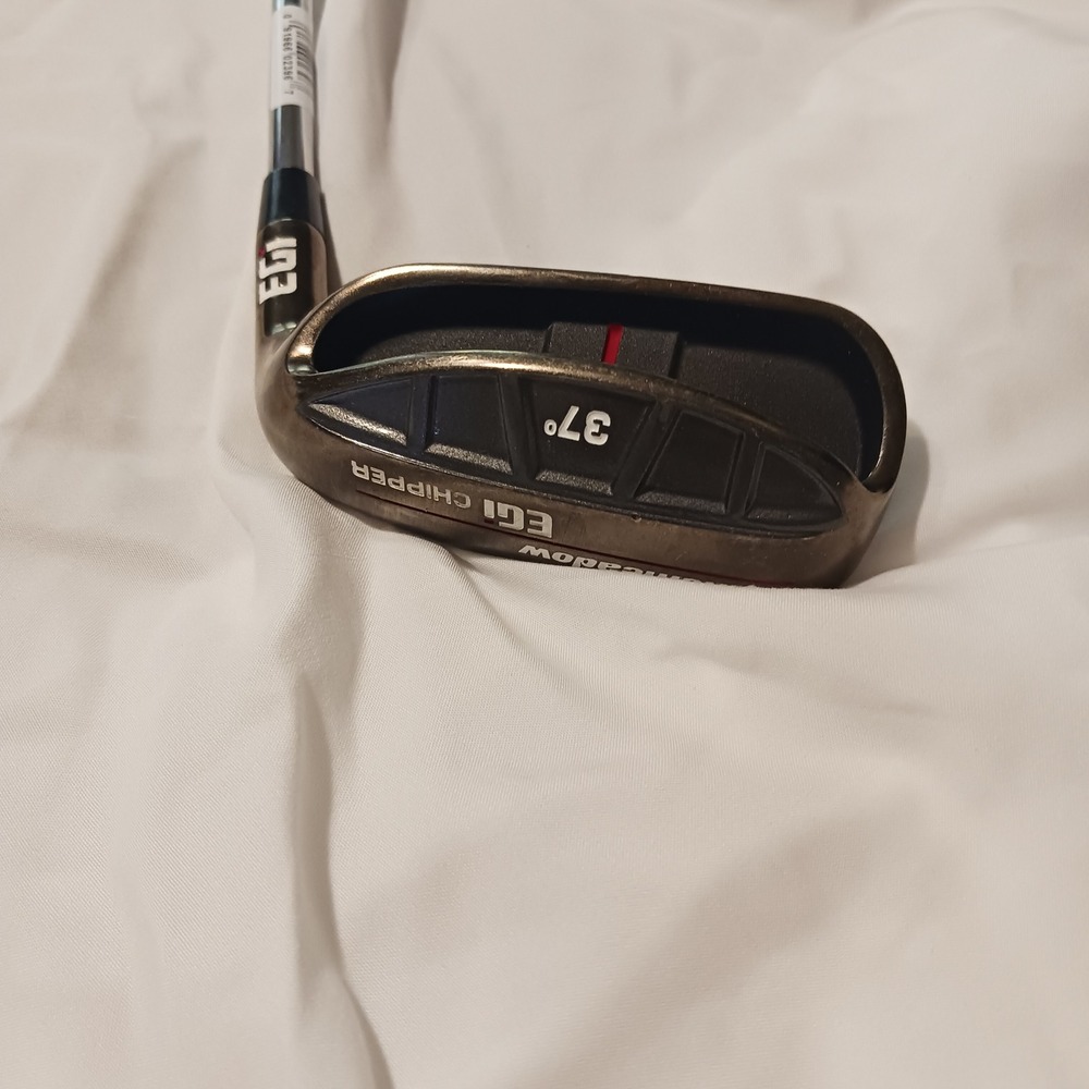 Pinemeadow Excel EGI Chipper Mens RH 37 Degree Black Excellent Steel Shaft